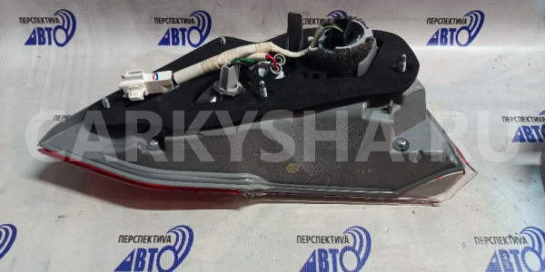 Фонарь задний внутр.Toyota Camry Тойота Камри 50 Toyota Camry оригинальный номер 8155133550